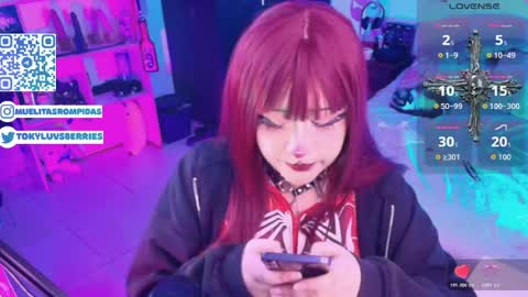 toky         online show from 04/22/26, 02:03