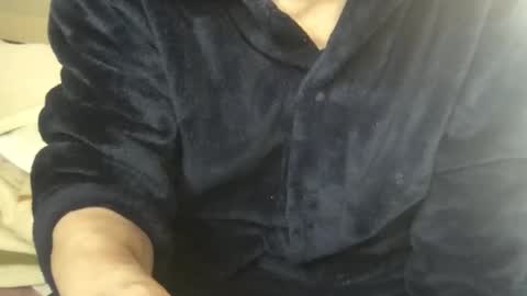 small man online show from 12/09/24, 02:56