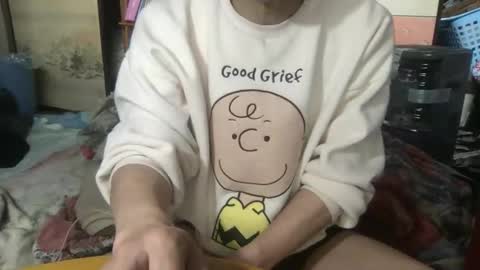 small man online show from 04/13/26, 01:00