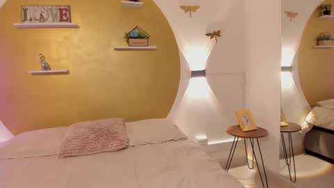 Tokyo  online show from 11/21/25, 04:33