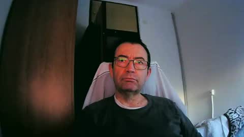 Snapshot of tolon408472 chatting on 01/10/25, 07:46 tolon408472 online show from 01/10/25, 07:46
