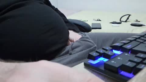 Snapshot of tolon408472 chatting on 03/09/26, 01:31 tolon408472 online show from 03/09/26, 01:31