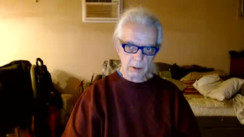 Snapshot of tom112292014 chatting on 12/04/24, 04:10 tom112292014 online show from 12/04/24, 04:10