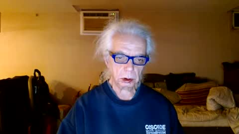 Snapshot of tom112292014 chatting on 12/08/24, 03:43 tom112292014 online show from 12/08/24, 03:43