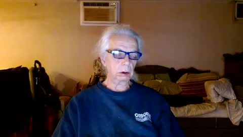 Snapshot of tom112292014 chatting on 12/16/24, 05:06 tom112292014 online show from 12/16/24, 05:06
