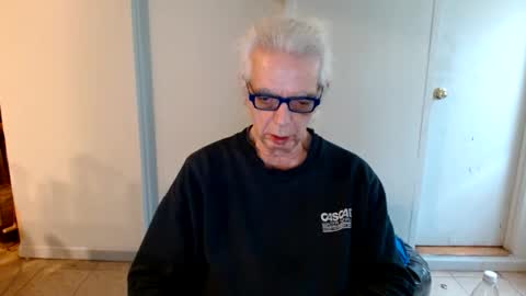 Snapshot of tom112292014 chatting on 12/29/24, 03:03 tom112292014 online show from 12/29/24, 03:03