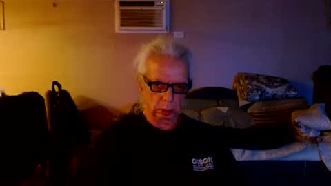 Snapshot of tom112292014 chatting on 01/06/25, 09:22 tom112292014 online show from 01/06/25, 09:22