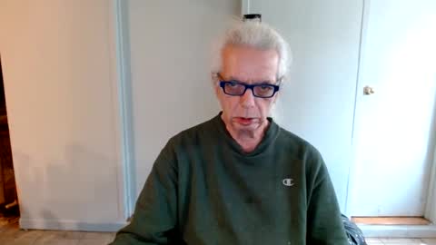 Snapshot of tom112292014 chatting on 01/11/25, 05:07 tom112292014 online show from 01/11/25, 05:07