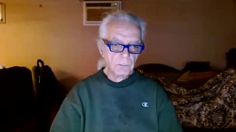 Snapshot of tom112292014 chatting on 01/16/25, 12:53 tom112292014 online show from 01/16/25, 12:53
