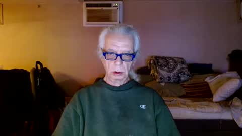 Snapshot of tom112292014 chatting on 01/17/25, 03:55 tom112292014 online show from 01/17/25, 03:55