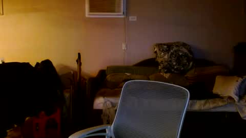 Snapshot of tom112292014 chatting on 01/26/25, 02:24 tom112292014 online show from 01/26/25, 02:24