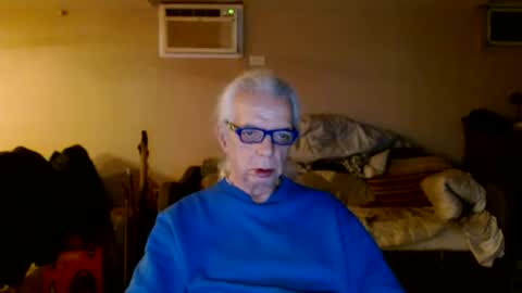 Snapshot of tom112292014 chatting on 02/02/25, 12:51 tom112292014 online show from 02/02/25, 12:51