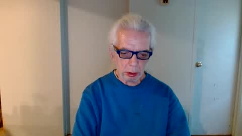 Snapshot of tom112292014 chatting on 02/05/25, 12:49 tom112292014 online show from 02/05/25, 12:49