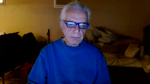 Snapshot of tom112292014 chatting on 02/15/25, 06:44 tom112292014 online show from 02/15/25, 06:44