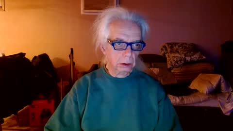 Snapshot of tom112292014 chatting on 03/02/25, 03:34 tom112292014 online show from 03/02/25, 03:34