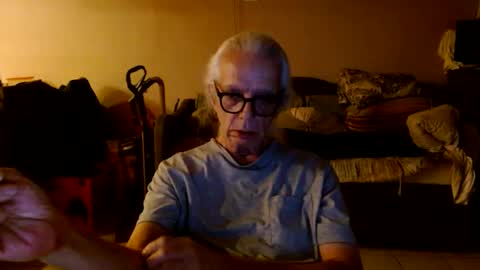 Snapshot of tom112292014 chatting on 09/21/25, 01:07 tom112292014 online show from 09/21/25, 01:07