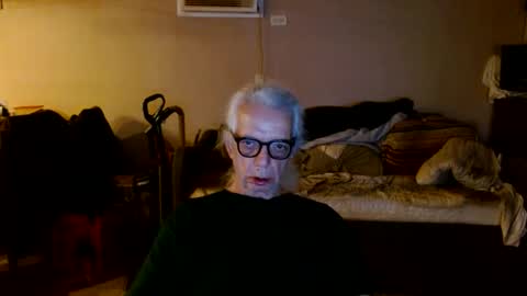 Snapshot of tom112292014 chatting on 10/04/25, 12:41 tom112292014 online show from 10/04/25, 12:41