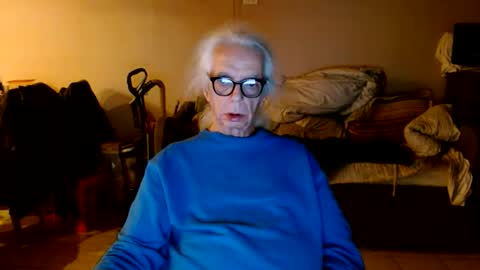 Snapshot of tom112292014 chatting on 10/17/25, 02:59 tom112292014 online show from 10/17/25, 02:59