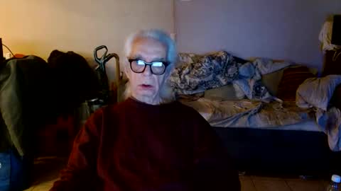 tom112292014 online show from 04/04/26, 01:19