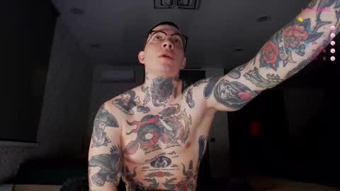 tom__ice online show from 01/18/26, 02:04