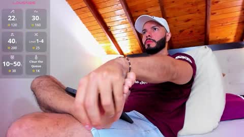   online show from 10/24/25, 01:40