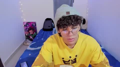 Tom Blue online show from 03/06/26, 01:02