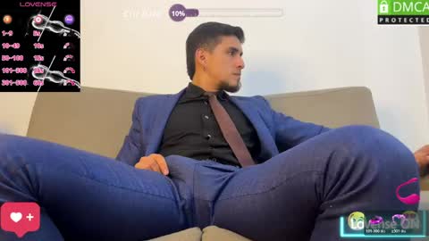 Snapshot of tom_blunt96 chatting on 06/03/26, 07:41 TOM online show from 06/03/26, 07:41