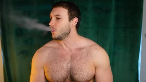 Tom online show from 04/11/26, 06:07