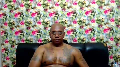 Snapshot of tom_miller chatting on 01/22/25, 05:37 Tom Miller online show from 01/22/25, 05:37