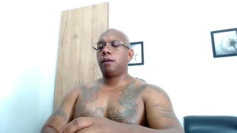 Snapshot of tom_miller chatting on 02/14/25, 08:42 Tom Miller online show from 02/14/25, 08:42