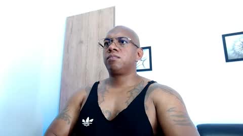 Snapshot of tom_miller chatting on 02/18/25, 04:26 Tom Miller online show from 02/18/25, 04:26