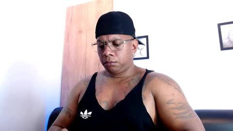 Snapshot of tom_miller chatting on 02/22/25, 05:44 Tom Miller online show from 02/22/25, 05:44