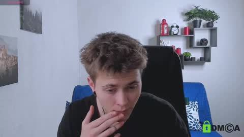 tomas_norton online show from 12/18/25, 03:18