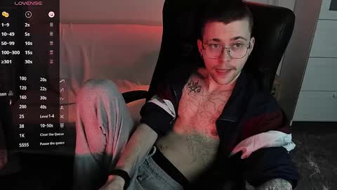 tomas_norton online show from 04/10/26, 08:24