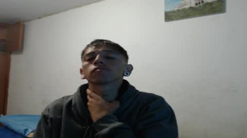 tomas_turbado_ online show from 03/25/26, 05:35