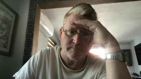 Hola online show from 02/14/25, 06:40