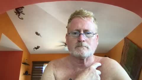 Hola online show from 09/24/25, 06:22