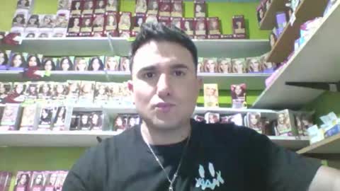 Snapshot of tomassshelby chatting on 03/26/26, 10:04 tomassshelby online show from 03/26/26, 10:04