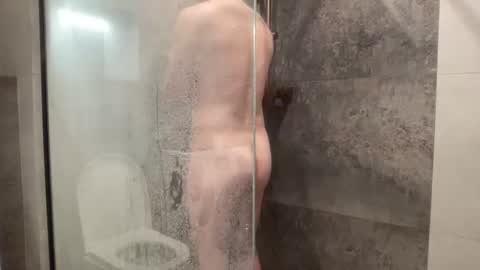 tomaszjager01 online show from 02/18/25, 11:19