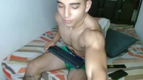 tomaz_18 online show from 04/27/26, 02:04