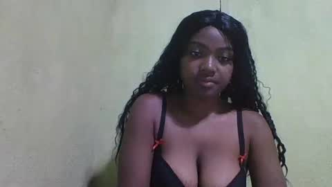 Snapshot of tomboasy chatting on 10/10/25, 03:44 tomboasy online show from 10/10/25, 03:44