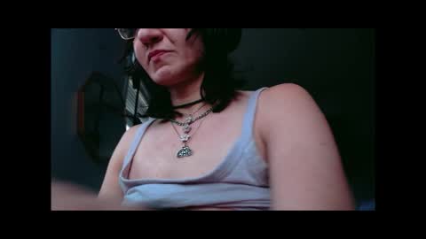 tomboy_titties online show from 10/27/25, 11:31