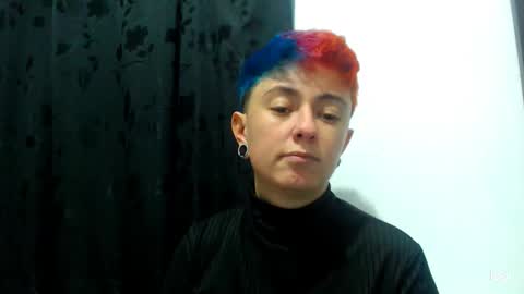 Snapshot of tomboyblue chatting on 12/28/24, 12:47 Blue online show from 12/28/24, 12:47