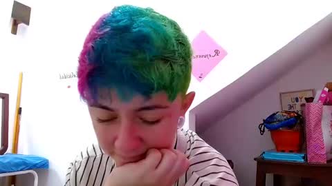 Snapshot of tomboyblue chatting on 10/26/25, 03:07 Blue online show from 10/26/25, 03:07