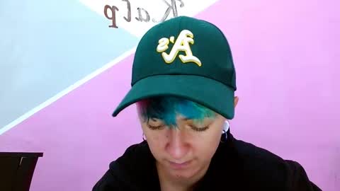 Snapshot of tomboyblue chatting on 11/14/25, 10:29 Blue online show from 11/14/25, 10:29