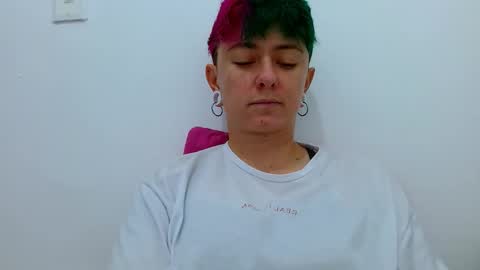 Snapshot of tomboyblue chatting on 11/29/25, 07:06 Blue online show from 11/29/25, 07:06