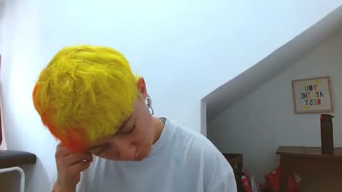 Snapshot of tomboyblue chatting on 12/21/25, 03:08 Blue online show from 12/21/25, 03:08