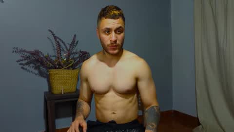 tomDavisXl online show from 10/18/25, 02:47