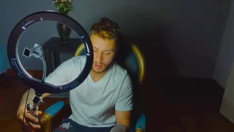 tomDavisXl online show from 11/19/25, 11:05