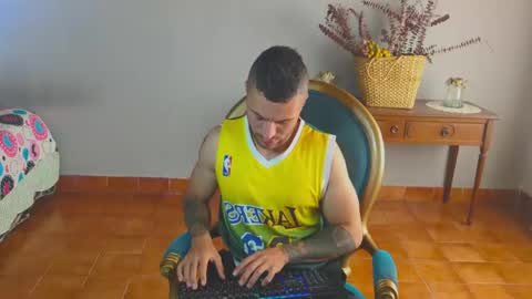 tomDavisXl online show from 04/24/26, 05:48
